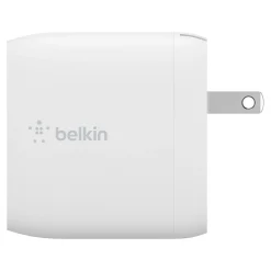BOOST CHARGE Dual USB-A Wall Charger, 24 W, White<Belkin Clearance