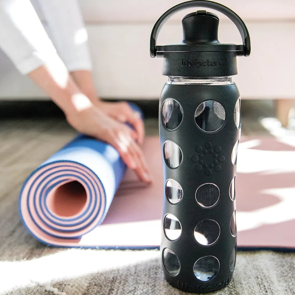 Lifefactory Glass Water Bottle, 22 oz., Carbon (LIFLG4321MCN4)