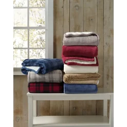Wicked Plush Sherpa Throw, Large, Mountain Red (1000095118)<L.L.Bean Online