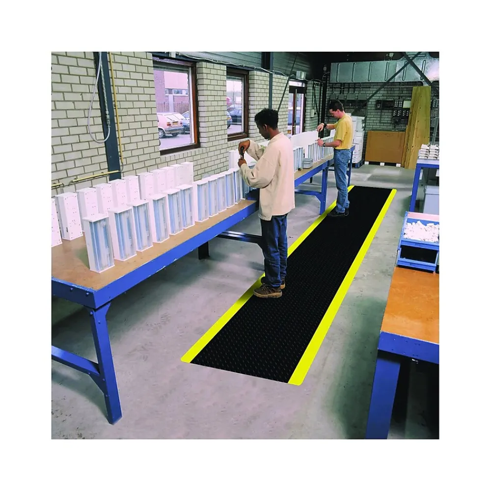 NoTrax Saddle Trax Anti-Fatigue Mat, 36" x 24", Black/Yellow (979S0023YB)