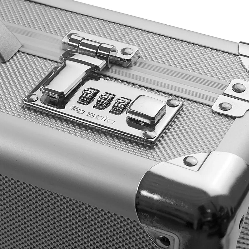 Midtown Fifth Avenue Hard-Sided Aluminum Attache, Laptop Compatible, Titanium (AC100-10)<Solo New York New