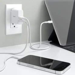 USB-A Wall Charger, 24W, White (ST62318)<Staples TECH Sale